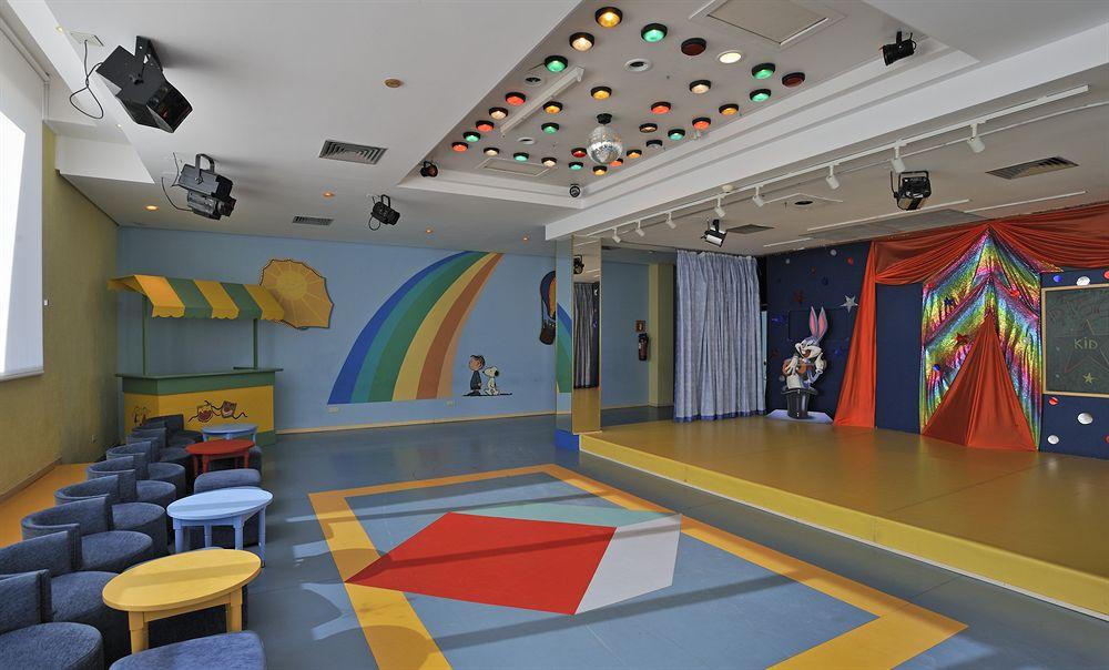 Globales Almirante Farragut Hotel Cala'N Blanes  Ngoại thất bức ảnh