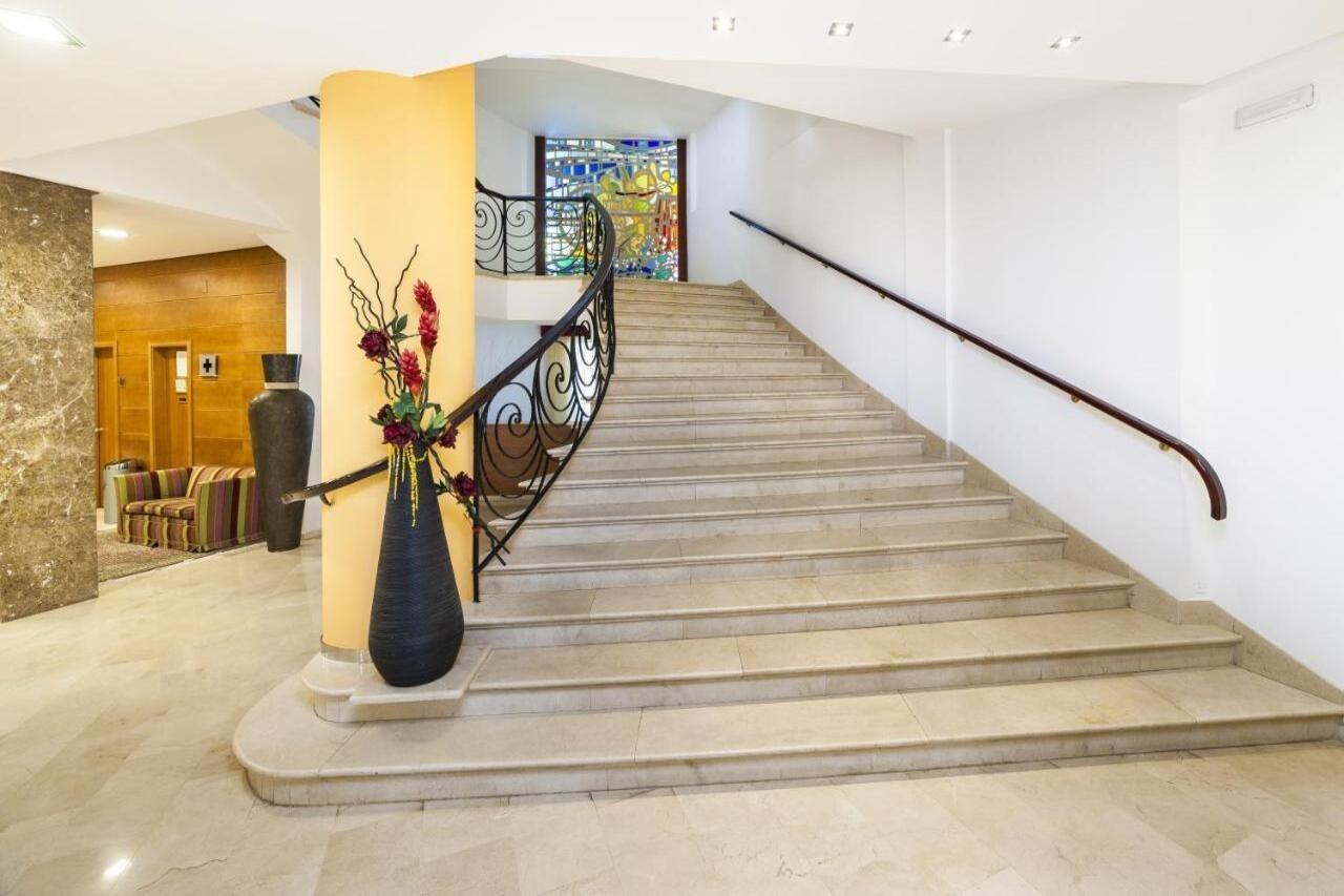 Globales Almirante Farragut Hotel Cala'N Blanes  Ngoại thất bức ảnh
