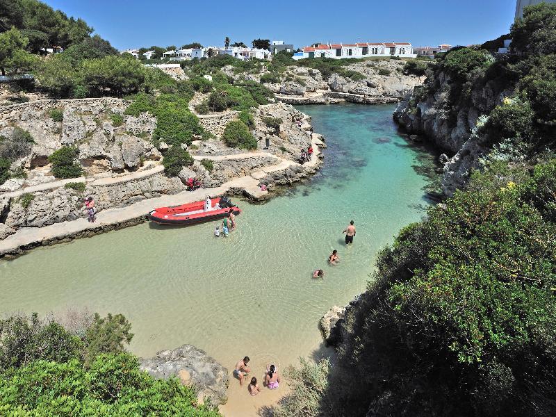 Globales Almirante Farragut Hotel Cala'N Blanes  Ngoại thất bức ảnh