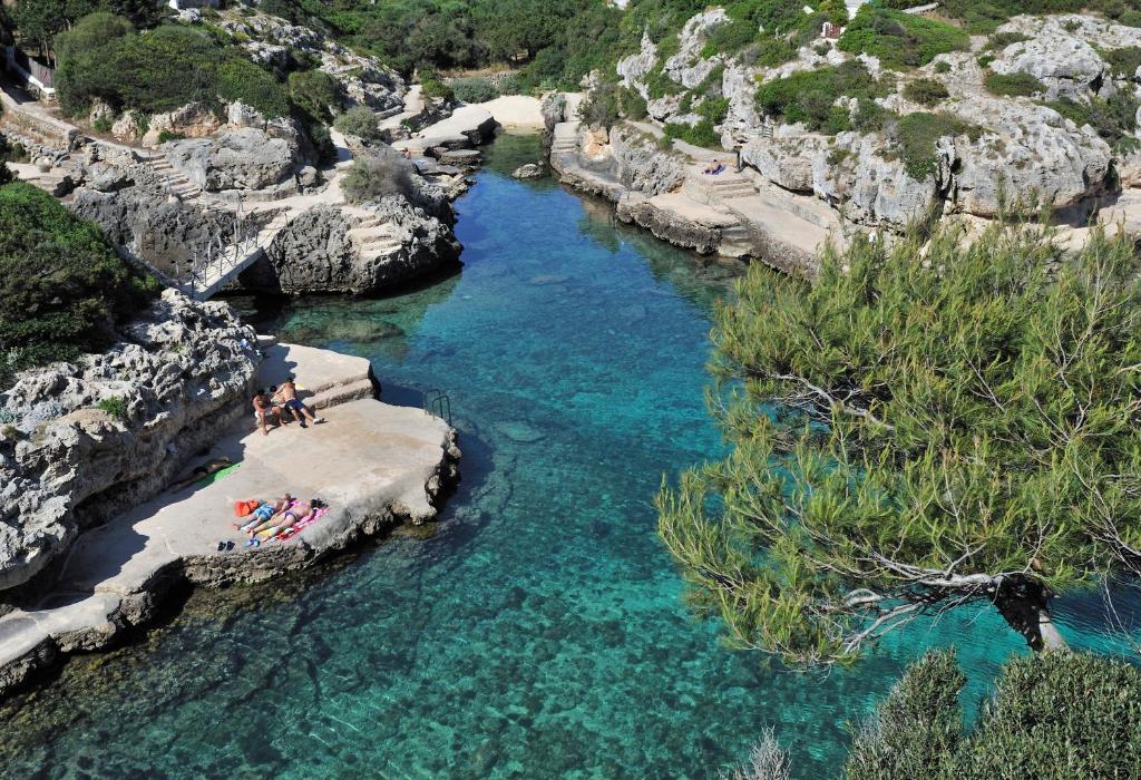 Globales Almirante Farragut Hotel Cala'N Blanes  Ngoại thất bức ảnh